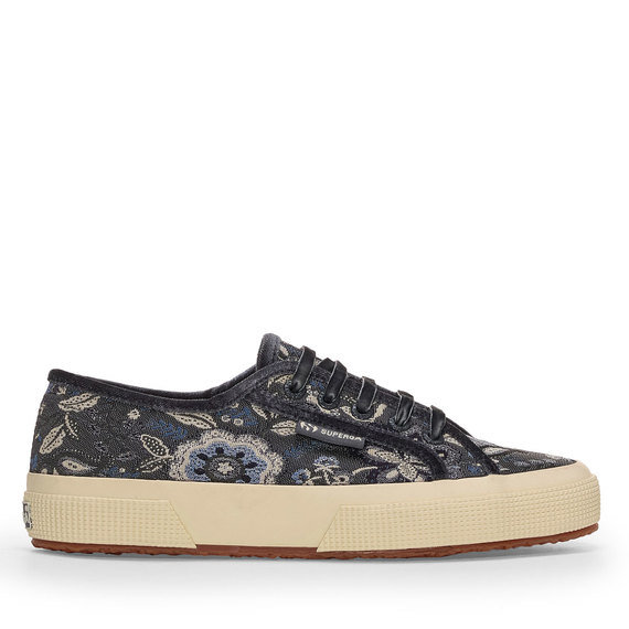 View the 2750 TAPESTRY online at Superga